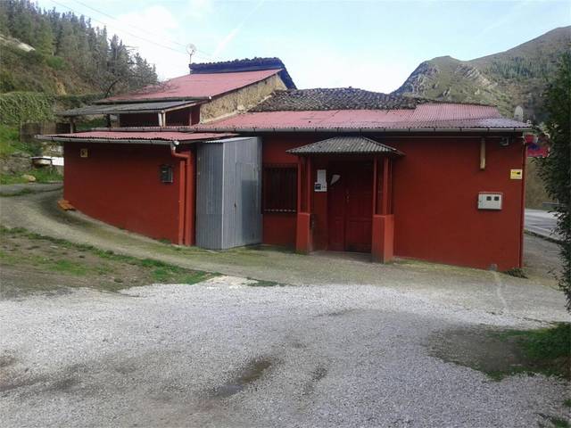 Finca rústica en Venta en Tineo