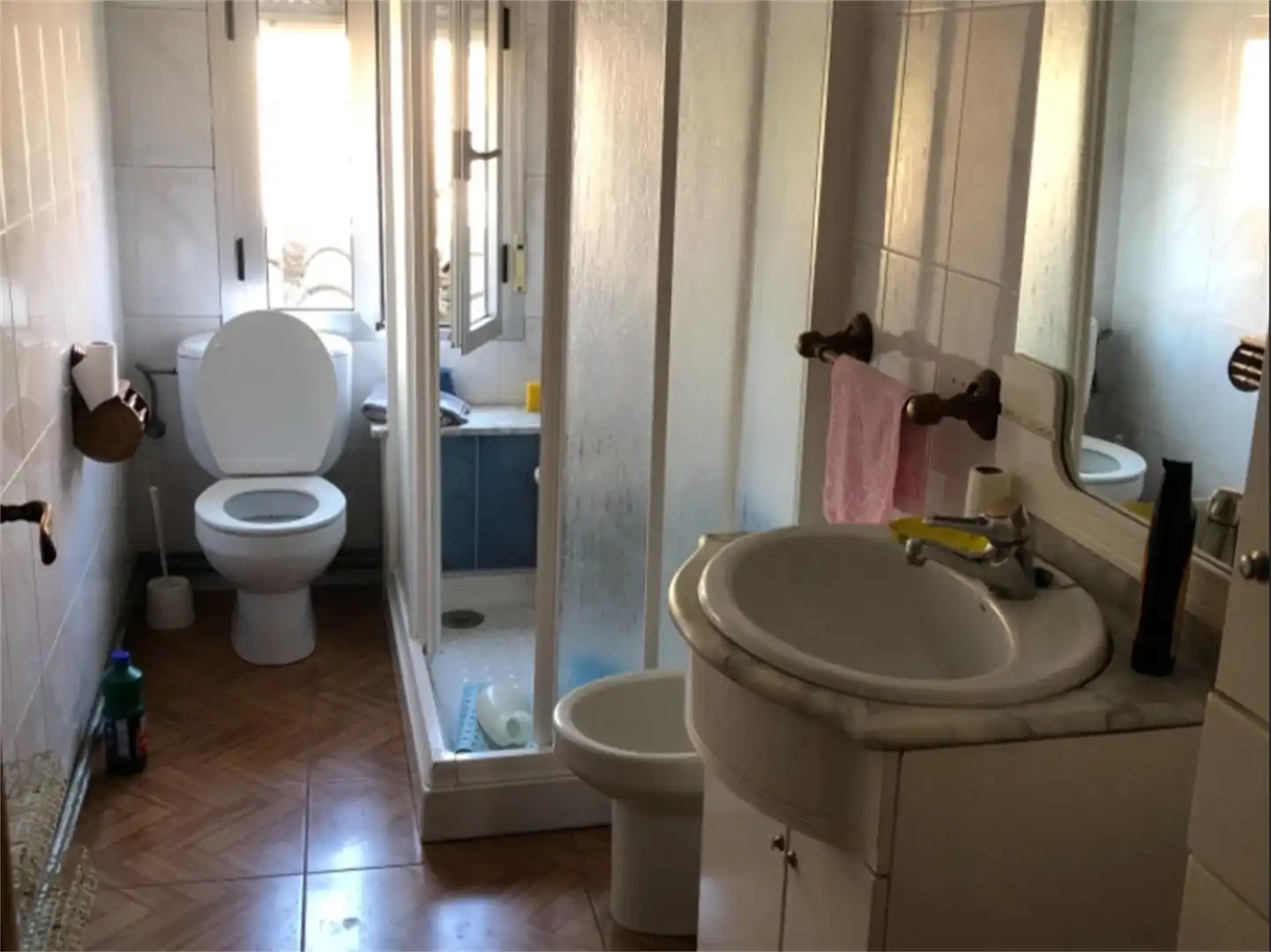 Detached homes for sale in Calle Salas Pombo, Villaflores Bathroom of Detached homes for sale in Villaflores
