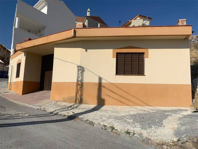 Local comercial en Alquiler en Calle Escuelas en Cogollos de la Vega