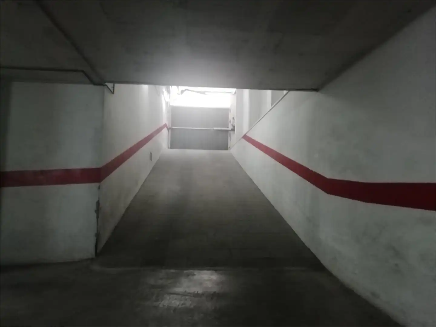 Garage zur Miete in Calle Cavite, 9, Girón - Las Delicias Parkplatz von Garage zur Miete in Málaga