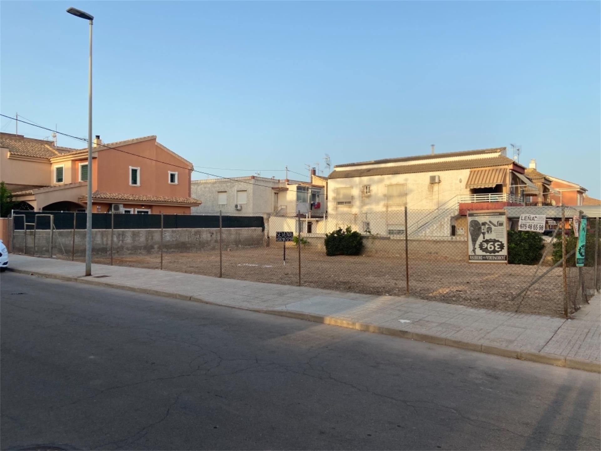 Land for sale in Los Alcázares