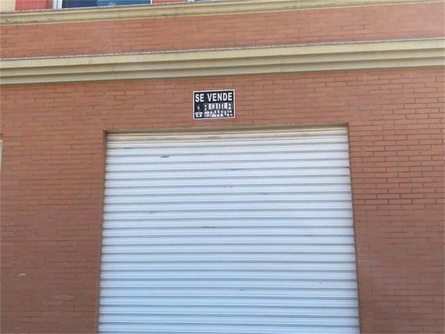 Local comercial en Venta en Calle Miró en Viator