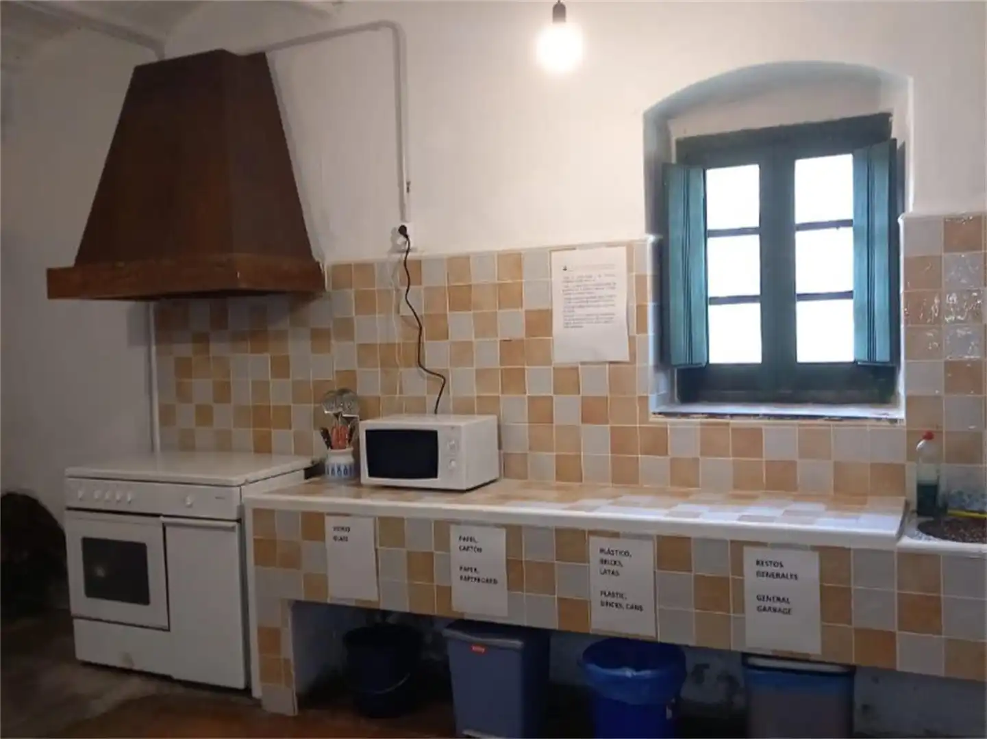 Habitació a Barri Pla d'Avall, Anglès Cuina de Casa o xalet per a compartir en Anglès amb Calefacció, Jardí privat i Traster