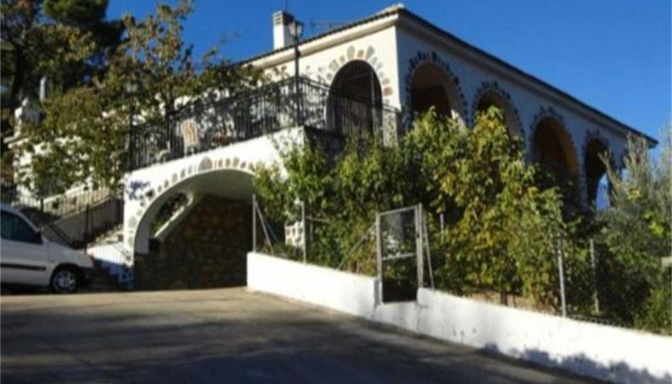 Foto 1 de Casa adosada en venda a Avenida la Libertad, Paterna del Madera, Albacete