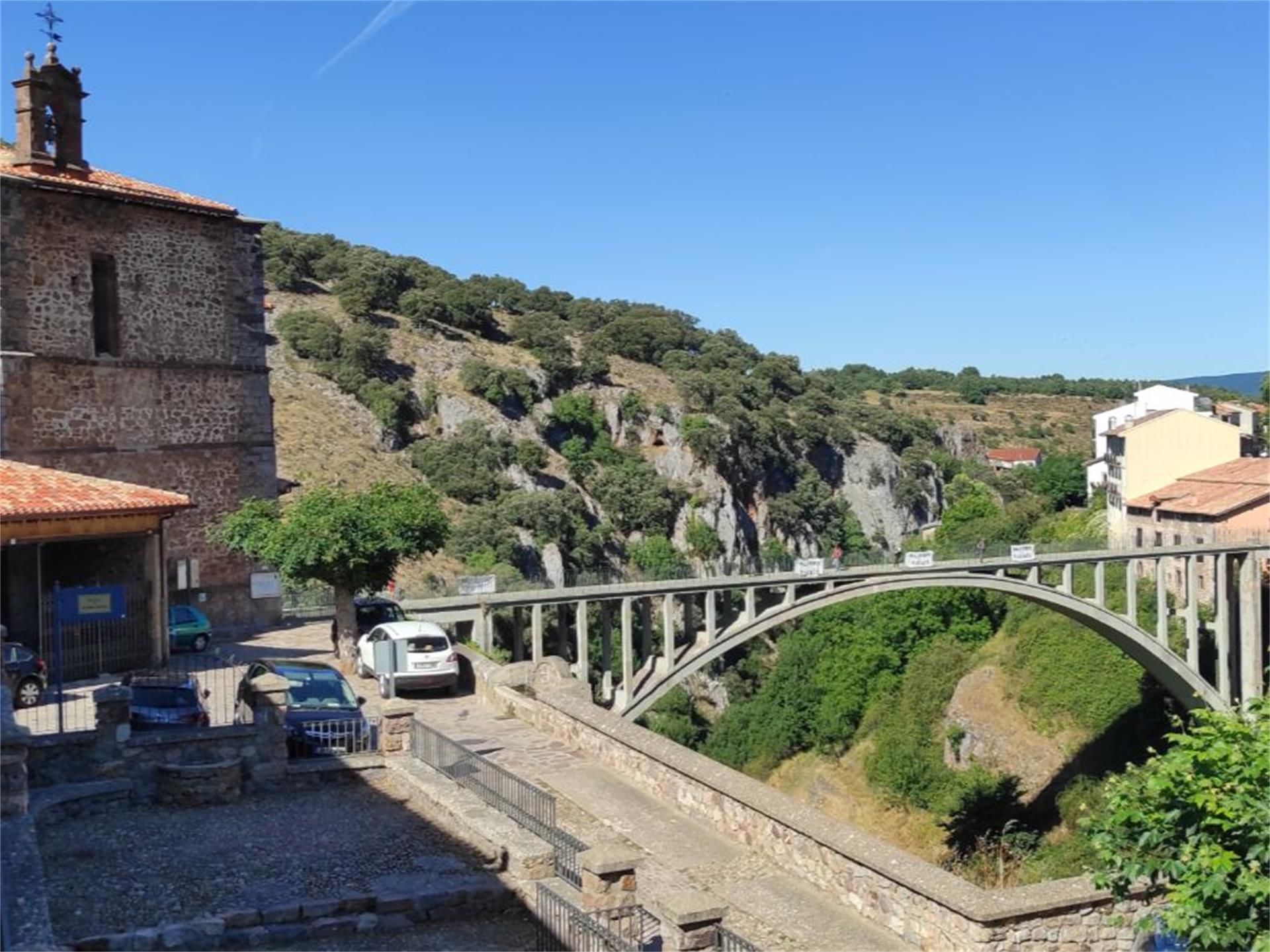 Exterior view of Single-family semi-detached for sale in Ortigosa de Cameros  with Balcony