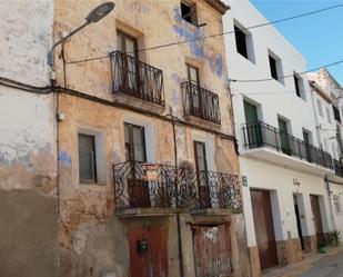 Vista exterior de Casa adosada en venda en Riba-roja d'Ebre