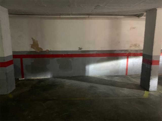 Garaje en Alquiler en Carrer Josep Villalonga, 18 en El Terreno