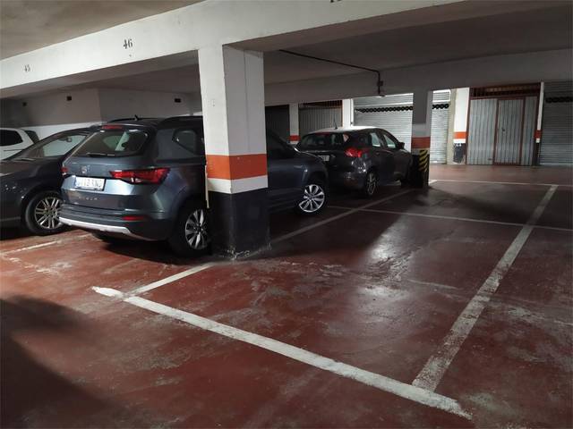 Garaje en Alquiler en Calle de Borroto, 30 en Aiete