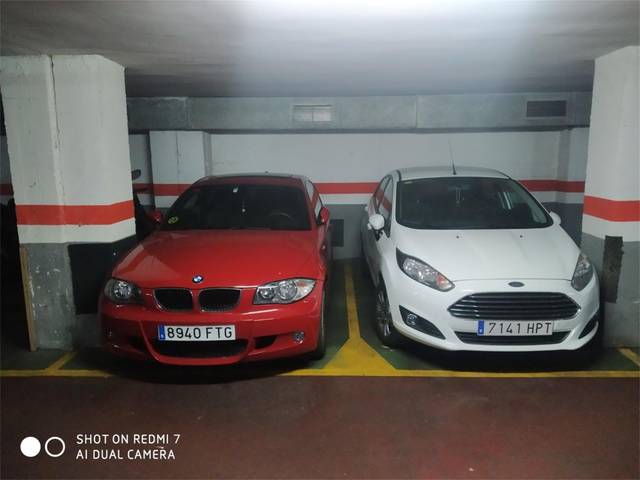 Garaje en Venta en Passeig de Valldaura en La Guineueta