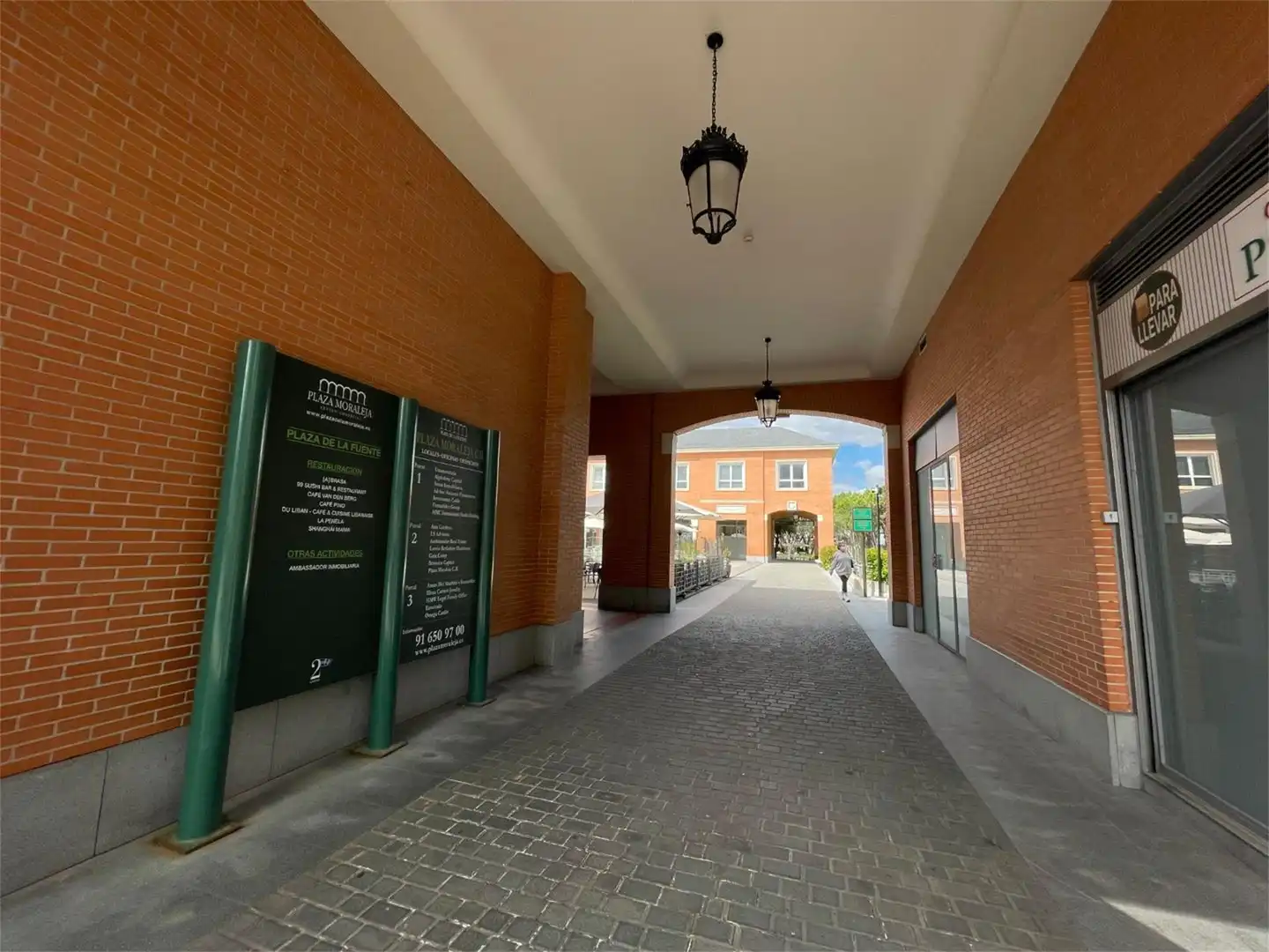 Oficina de lloguer a Calle Moraleja, 3, Encinar de los Reyes Oficina de lloguer en La Moraleja