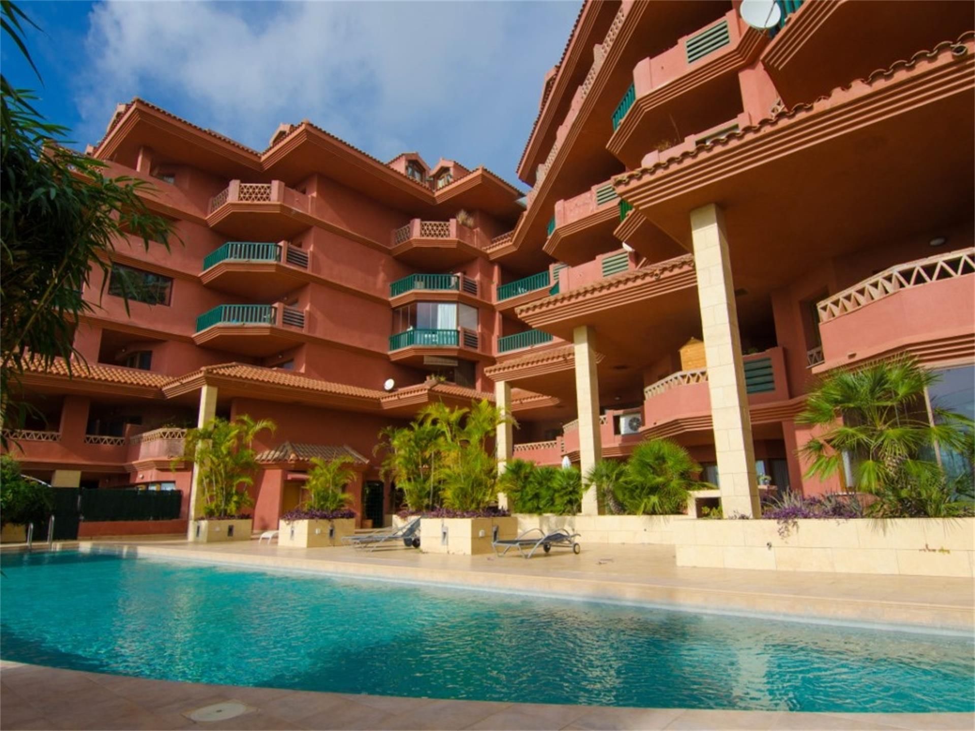 Exterior view of Flat for sale in Benalmádena  with Air Conditioner, Heating and Private garden