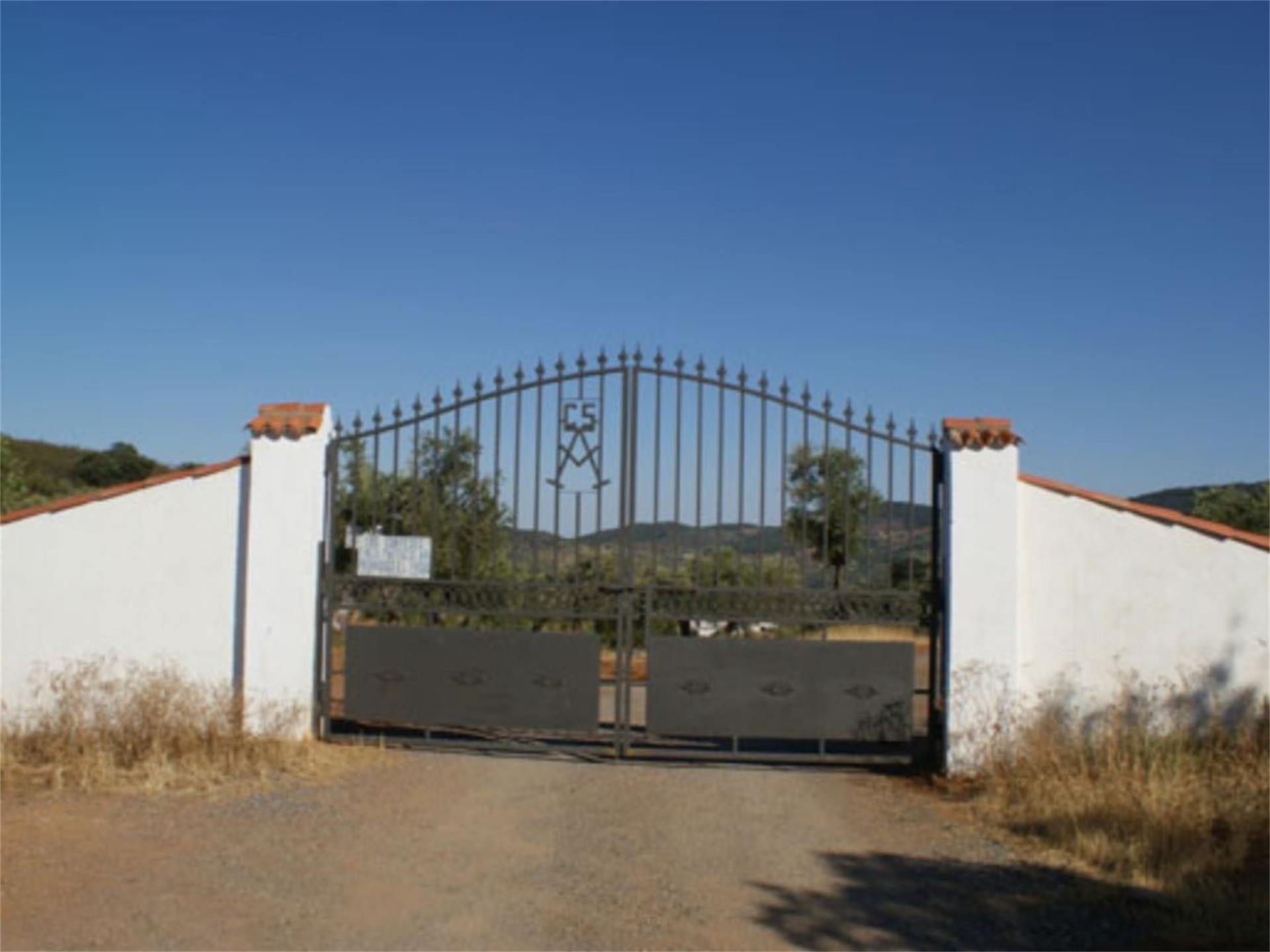 Country house for sale in Espiel