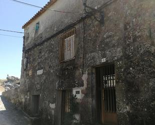 Vista exterior de Casa adosada en venda en Villamiel