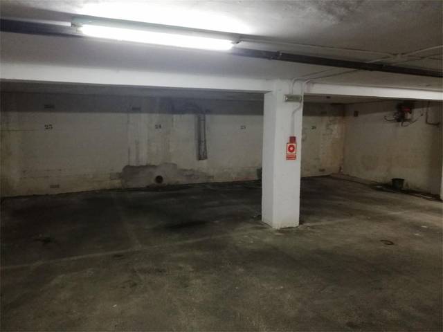 Garaje en Venta en Calle Augusto Junquera en Ciudad Naranco - Prados de La Fuente