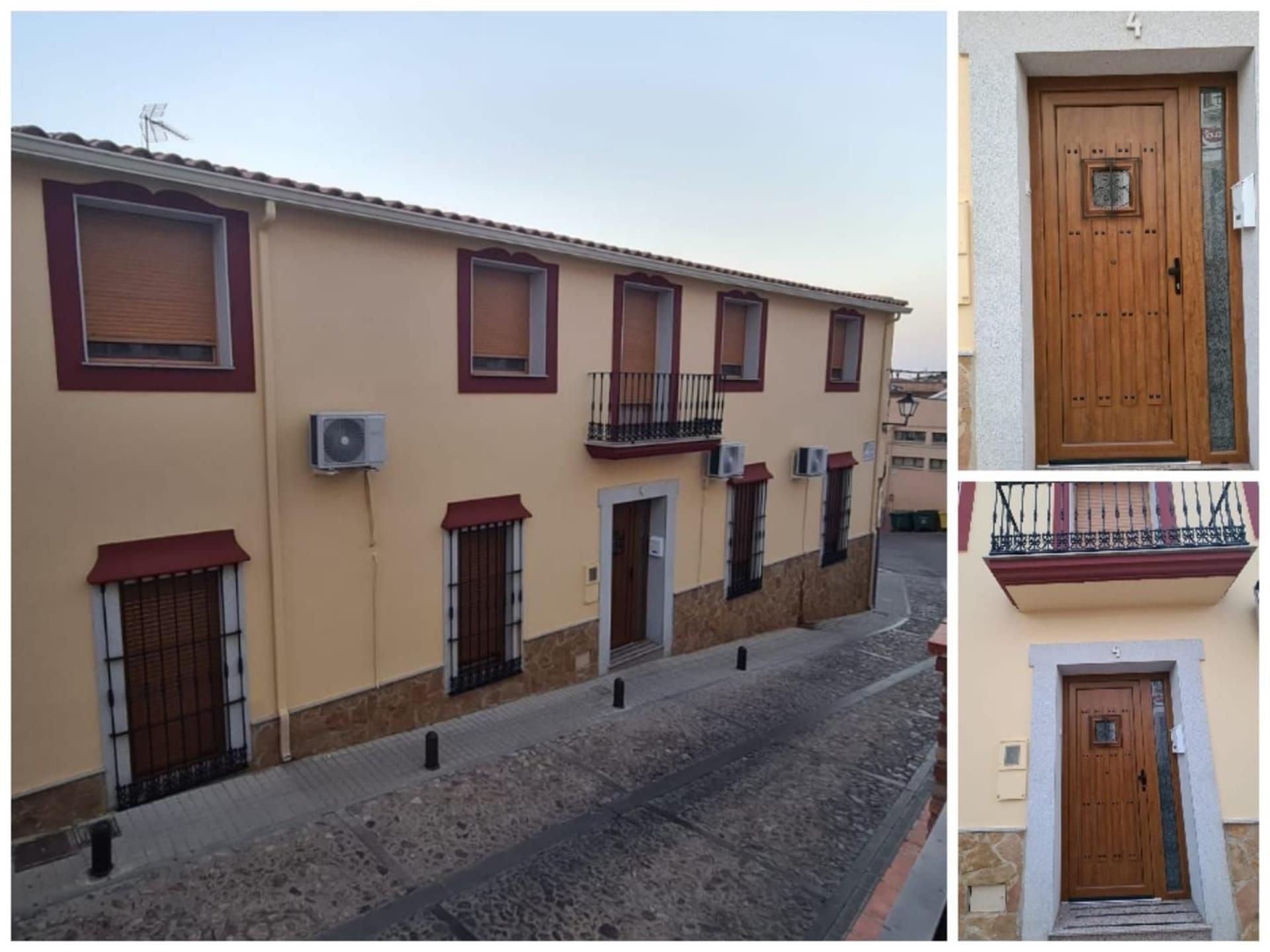 Exterior view of Single-family semi-detached for sale in Hornachos  with Air Conditioner, Heating and Terrace