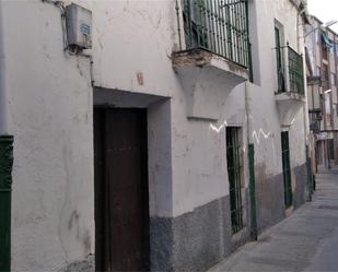 Vista exterior de Casa adosada en venda en Alba de Tormes