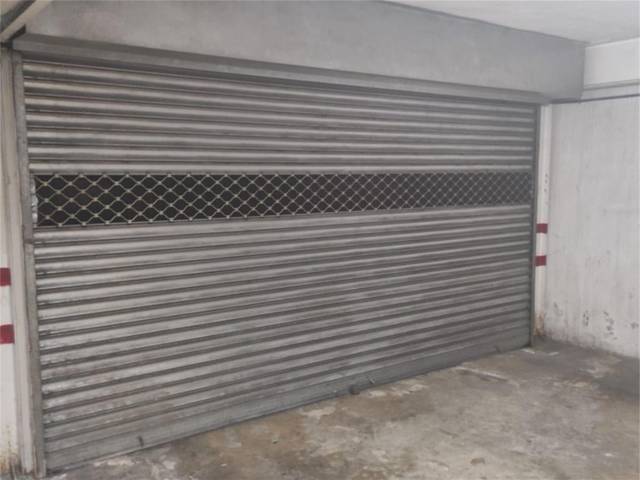 Garaje en Venta en Calle la Fuente, 5 en Burlada / Burlata