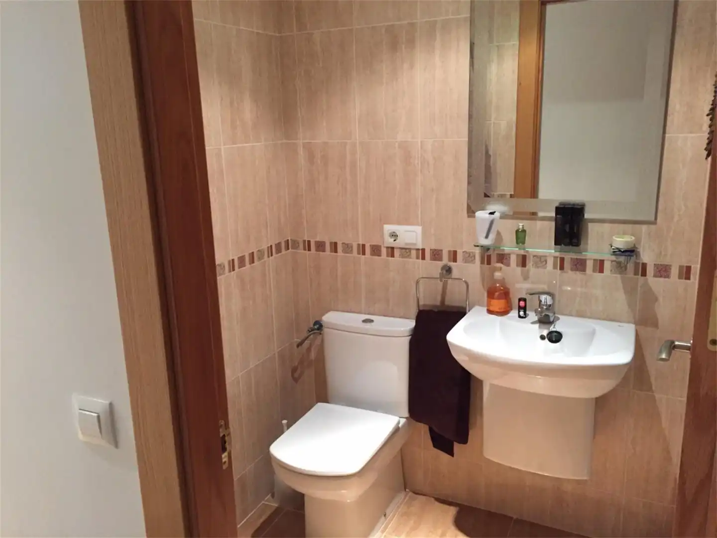 Piso en venta en Calle Alta del Pilar, 1, Villarejo de Fuentes Baño de Piso en venta en Villarejo de Fuentes con Aire acondicionado