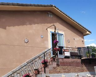 Exterior view of House or chalet for sale in Oña  with Terrace and Balcony
