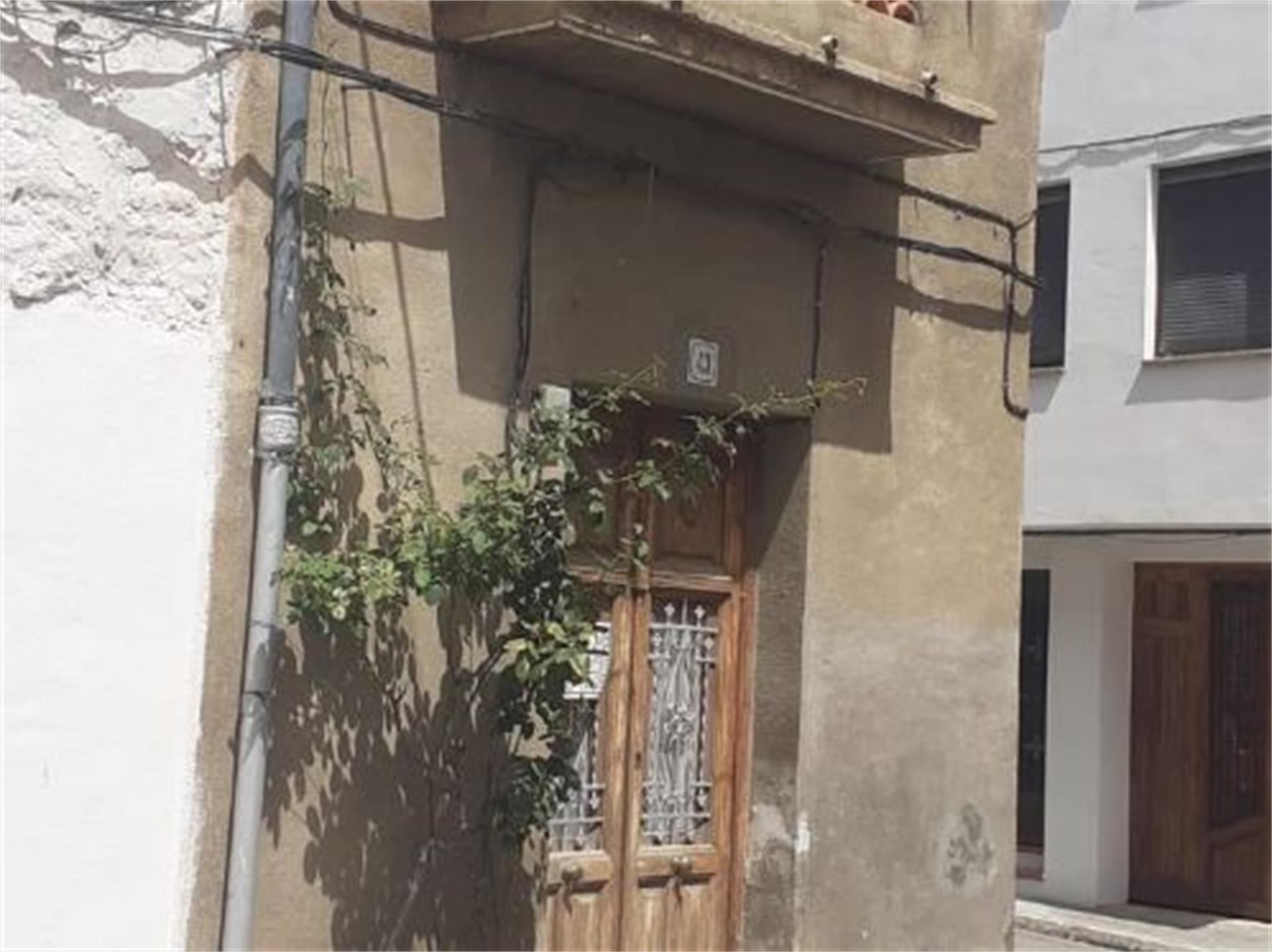 Außenansicht von Country house zum verkauf in Aras de los Olmos mit Heizung
