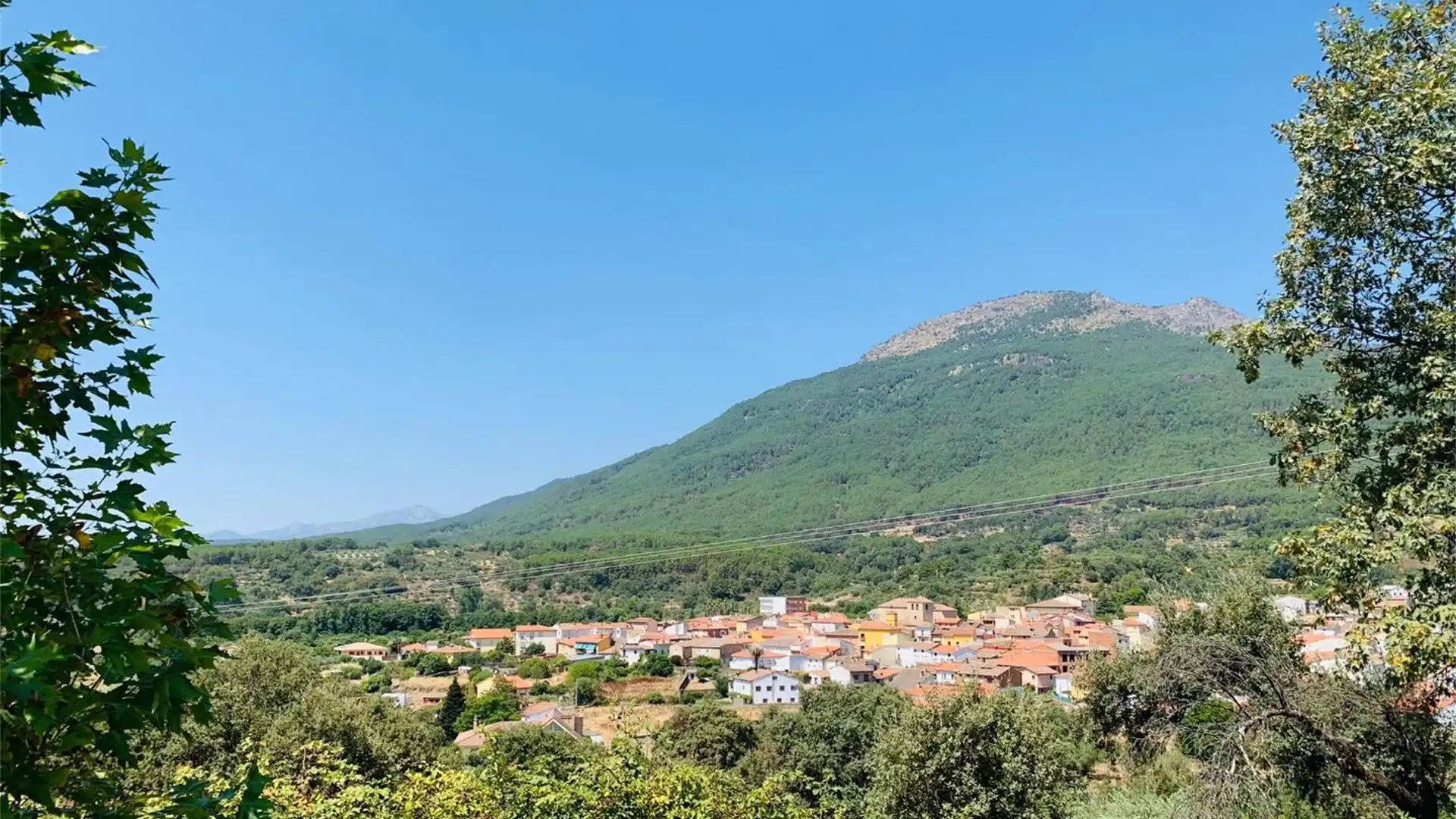 Vista exterior de Terreno en venta en Lanzahíta