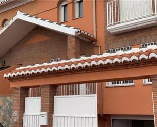 Exterior view of Single-family semi-detached for sale in Vegas del Genil  with Air Conditioner and Balcony