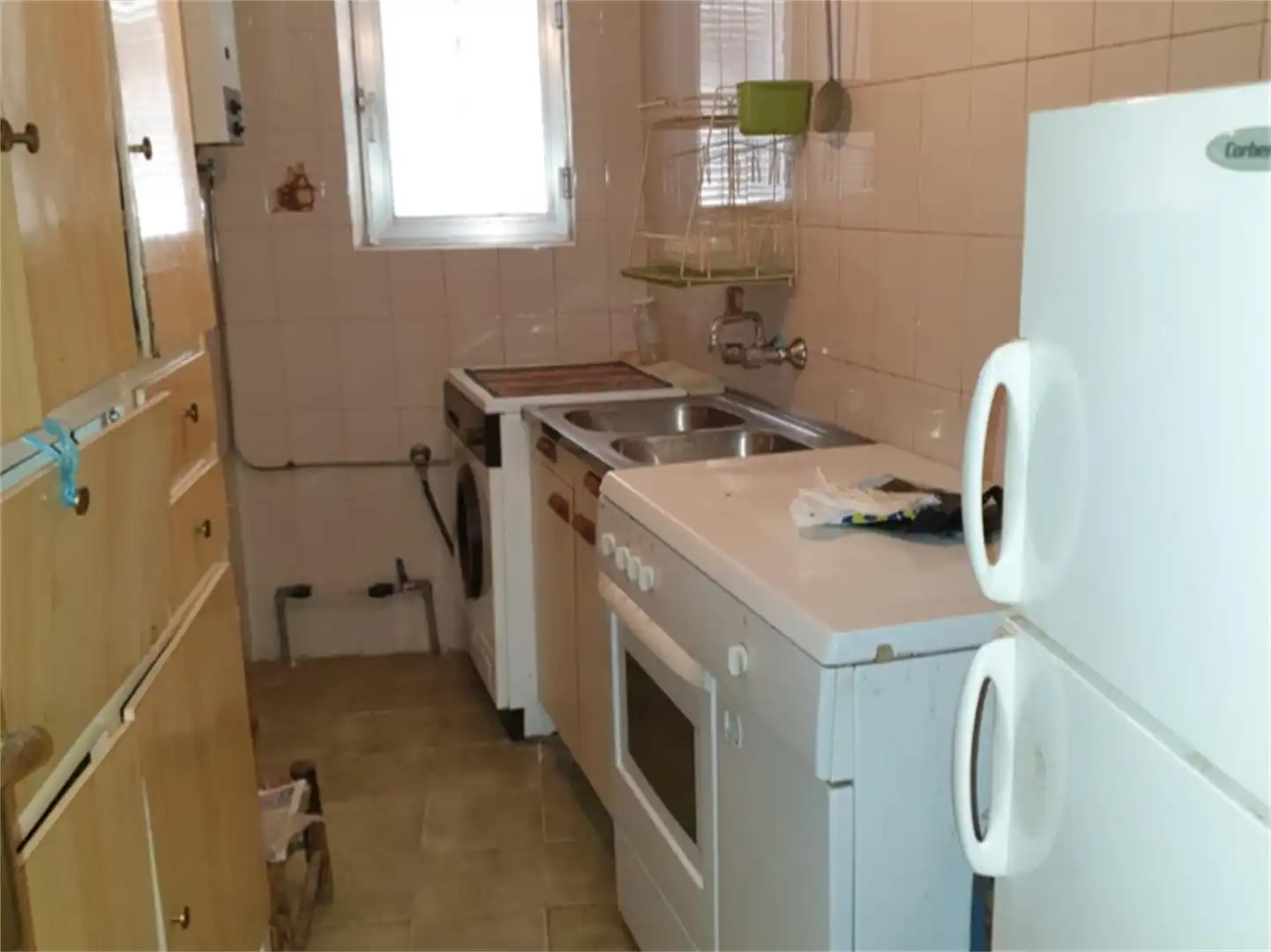 Finca rústica en venta en Calle María Ángela Sánchez, Villar de Ciervo Cocina de Finca rústica en venta en Villar de Ciervo con Jardín privado, Trastero y Amueblado