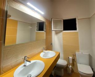 Bathroom of Attic for sale in Ciutadella de Menorca  with Air Conditioner, Terrace and Balcony