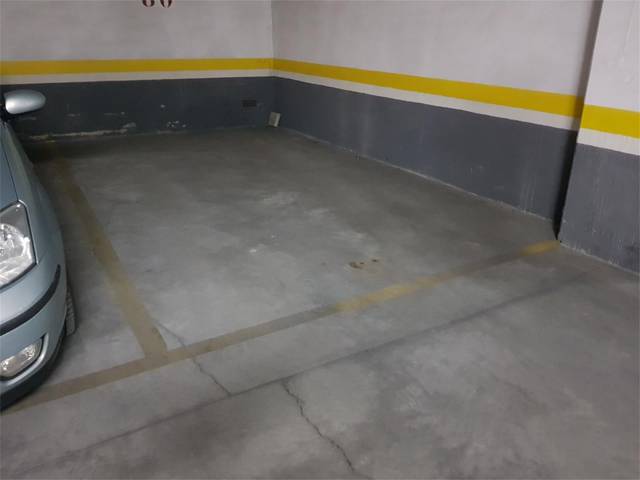 Garaje en Venta en Calle Juan Martínez Villergas, 4 en Parquesol