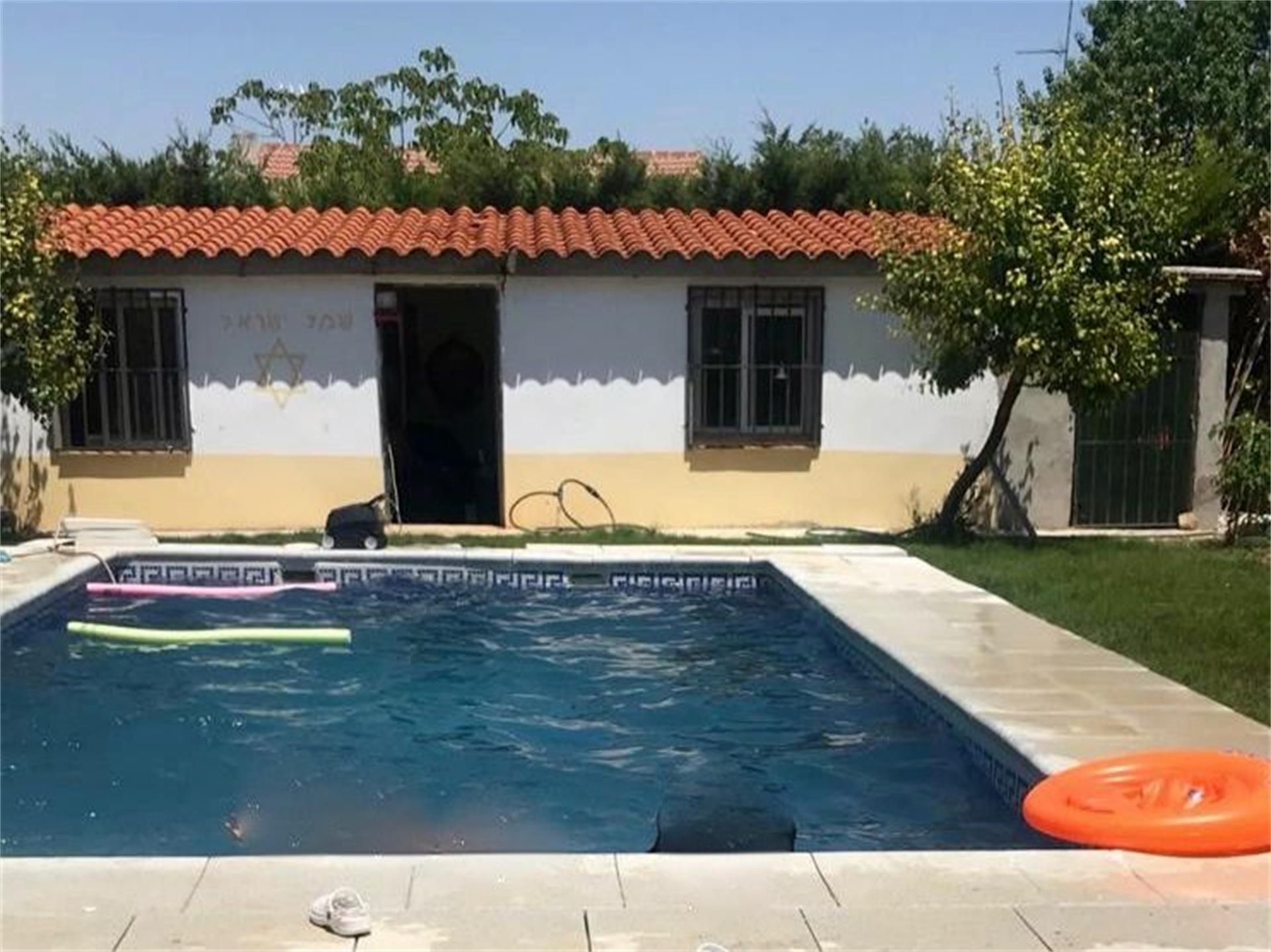 Swimming pool of Flat for sale in Lillo  with Private garden, Terrace and Swimming Pool