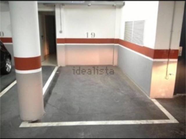 Garaje en Alquiler en Calle de Alvarado en Bellas Vistas