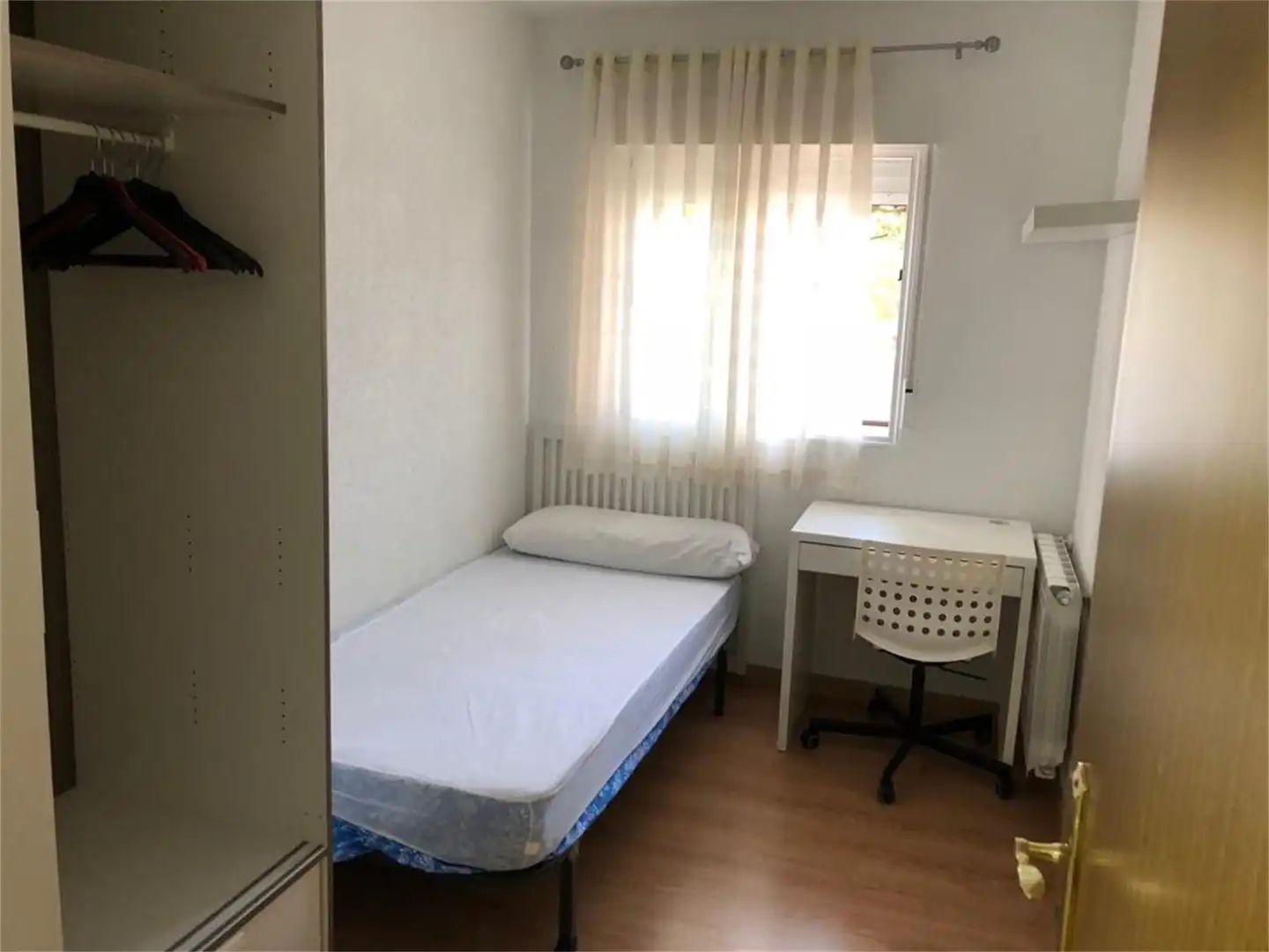 Storage room for rent in Camino de la Fuente de Arriba, 1, Casco histórico de Vicálvaro Bedroom of Storage room for rent in Madrid