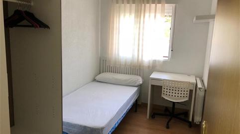 Box room to rent in Camino de la Fuente de Arriba, 1, Casco histórico de Vicálvaro, Madrid - image 4 Photo 4 of Box room to rent in Camino de la Fuente de Arriba, 1, Casco histórico de Vicálvaro, Madrid