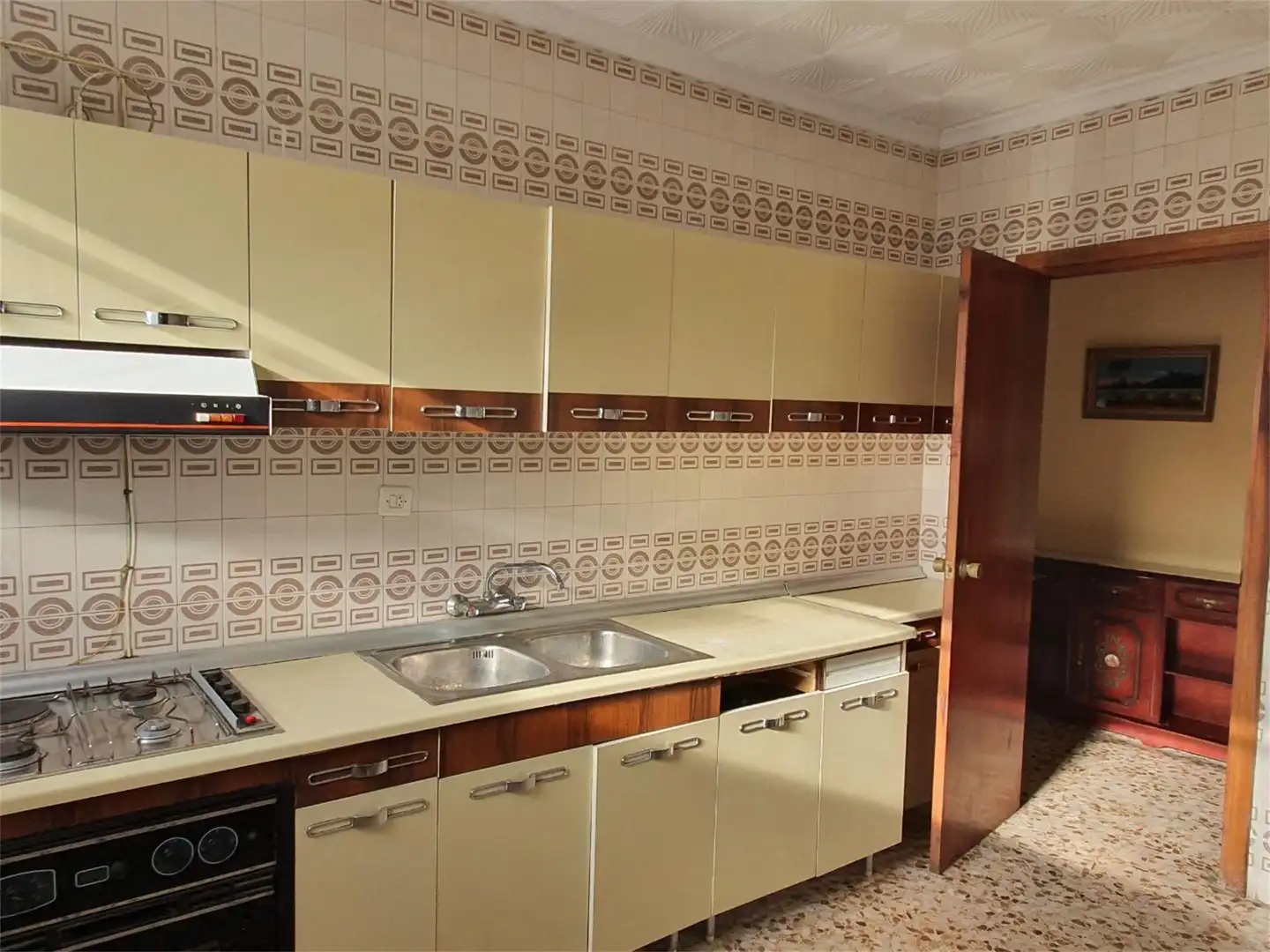 Detached homes for sale in Avenida Mariana Pineda, Guadahortuna Kitchen of Detached homes for sale in Guadahortuna with Terrace and Balcony