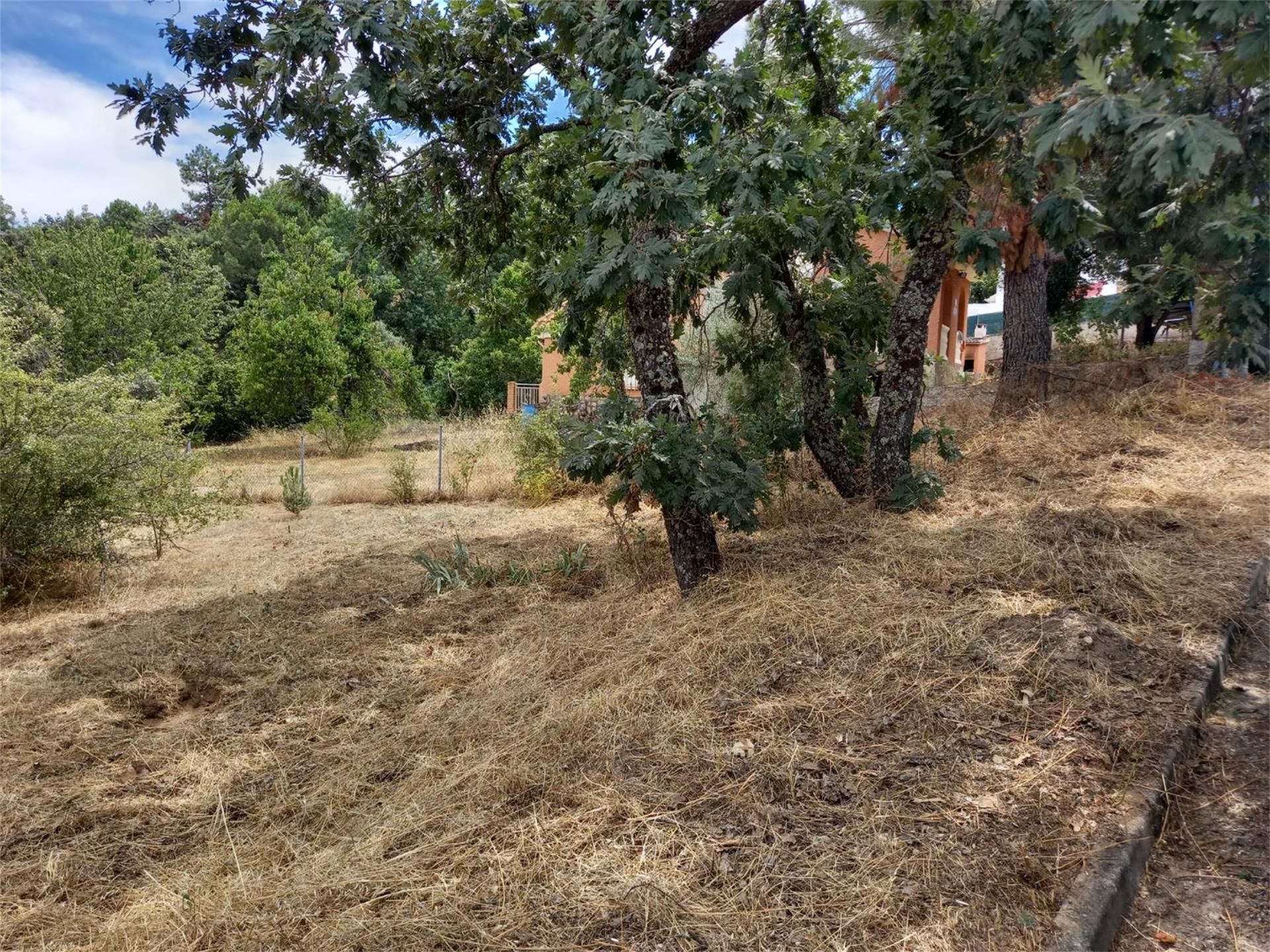 Land for sale in Calle Florida, Navahondilla Land for sale in Navahondilla