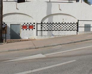 Vista exterior de Local de lloguer en Mijas