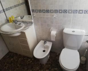 Bathroom of Apartment to rent in Miramar  with Air Conditioner and Balcony