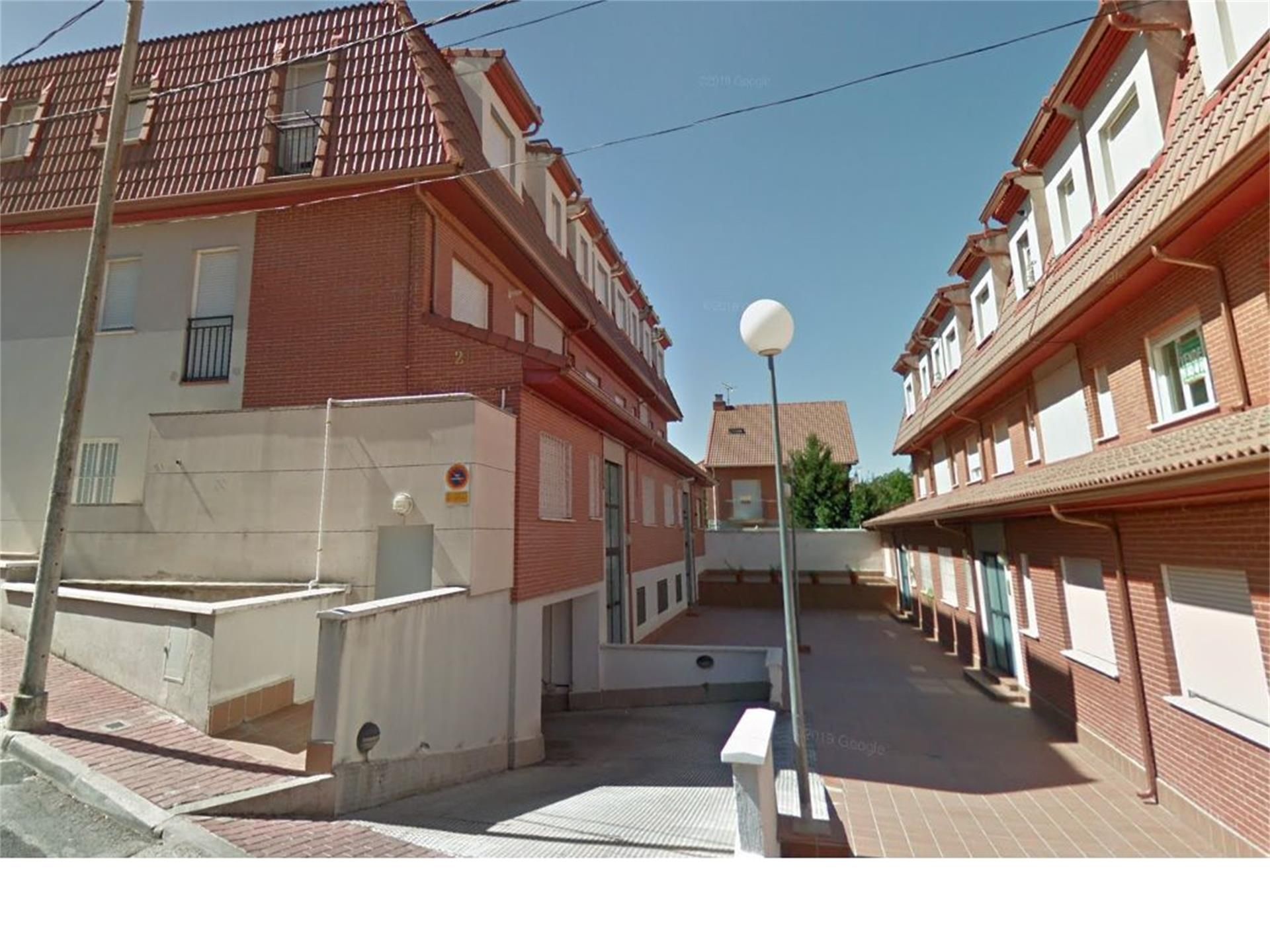 Exterior view of Garage to rent in Pedrezuela
