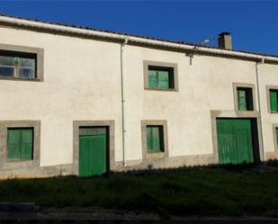 Exterior view of Country house for sale in Hontoria del Pinar  with Storage room