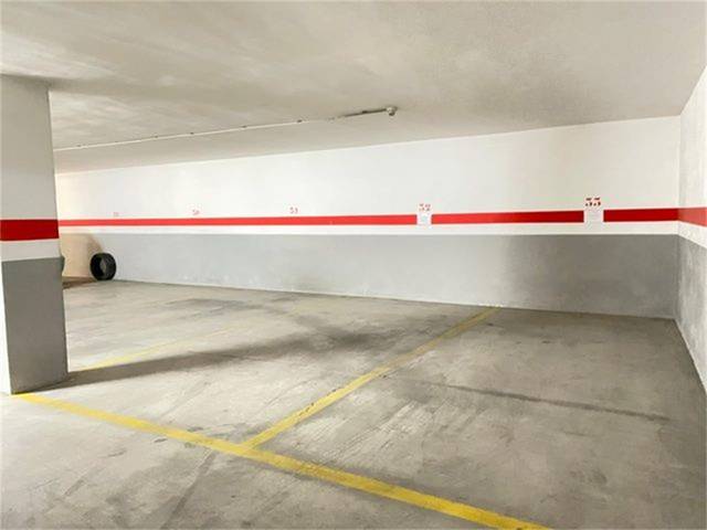 Garaje en Venta en Calle Carlos Martel en Aguadulce Sur