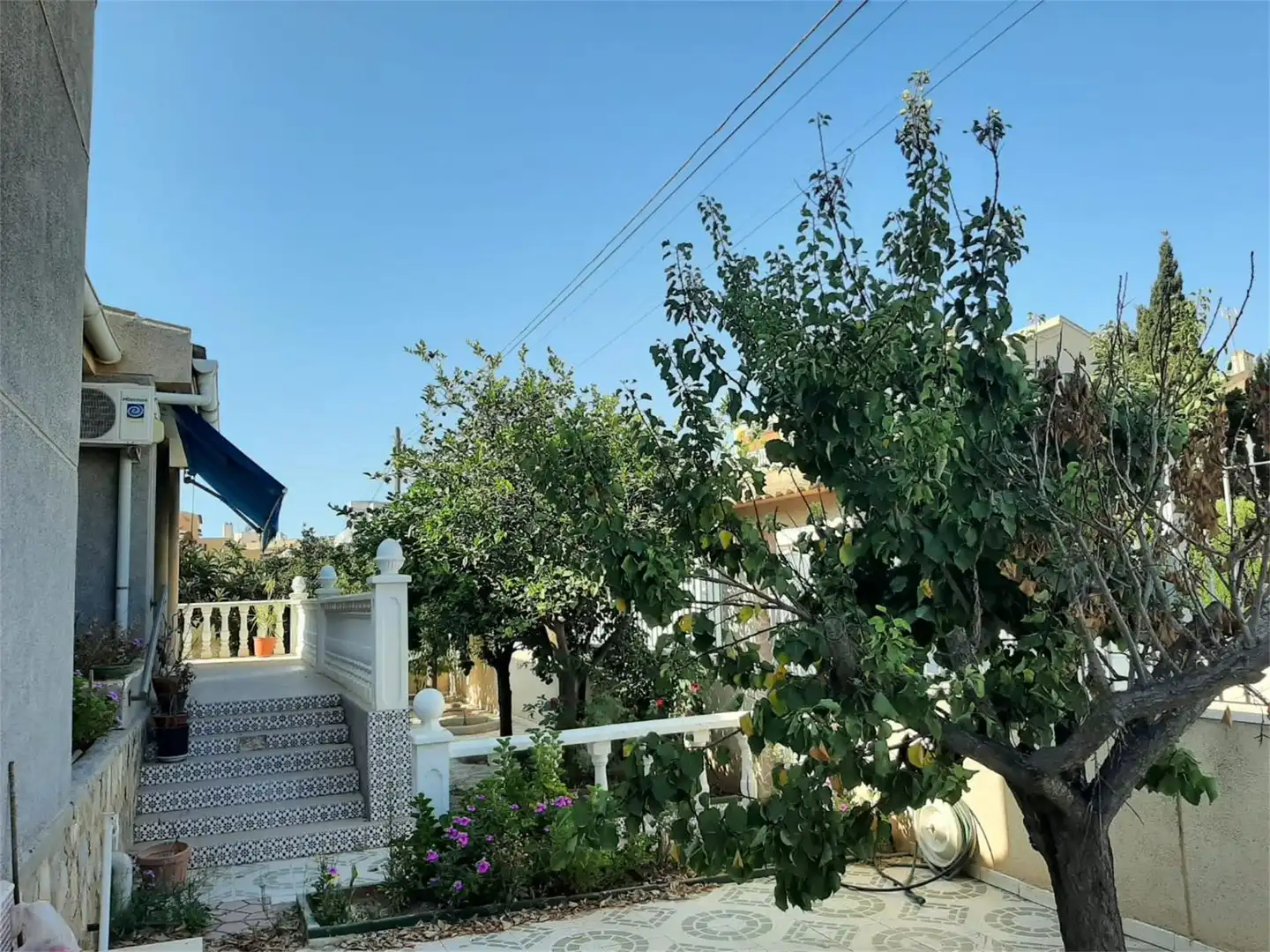 Vista exterior de Casa o chalet en venta en Torrevieja con Aire acondicionado, Calefacción y Terraza