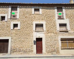Vista exterior de Casa adosada en venda en San Martín de Unx amb Balcó