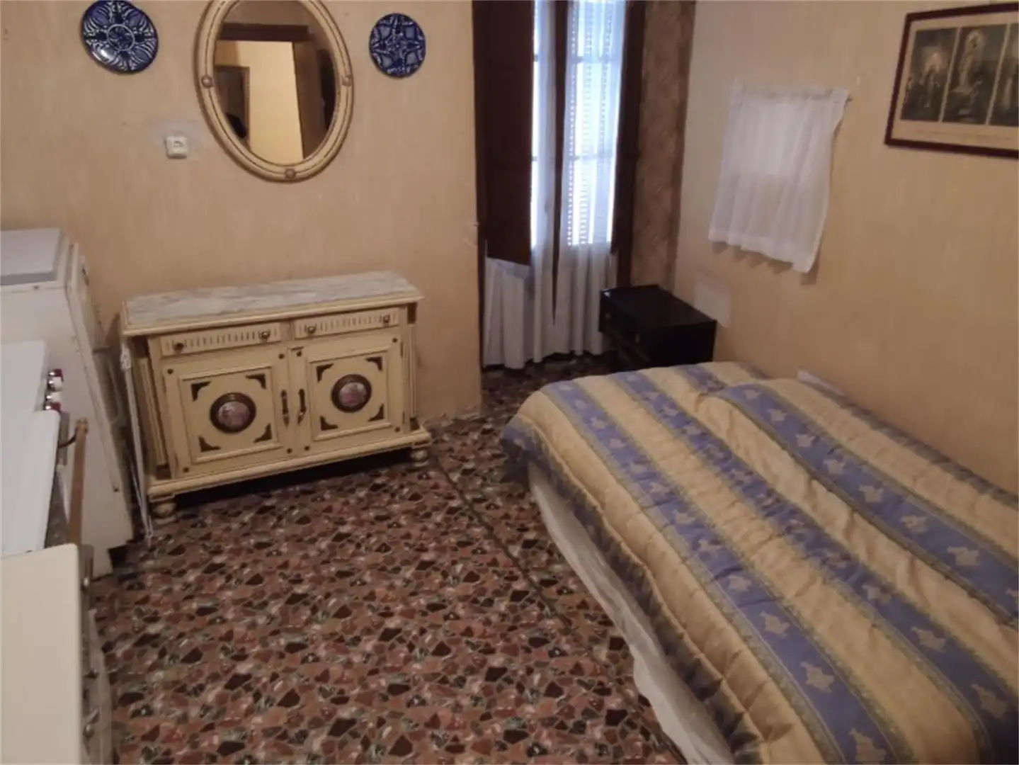 Casa adosada en venta en Calle Mayor, 36, San Martín de Unx Habitación de Casa adosada en venta en San Martín de Unx con Balcón