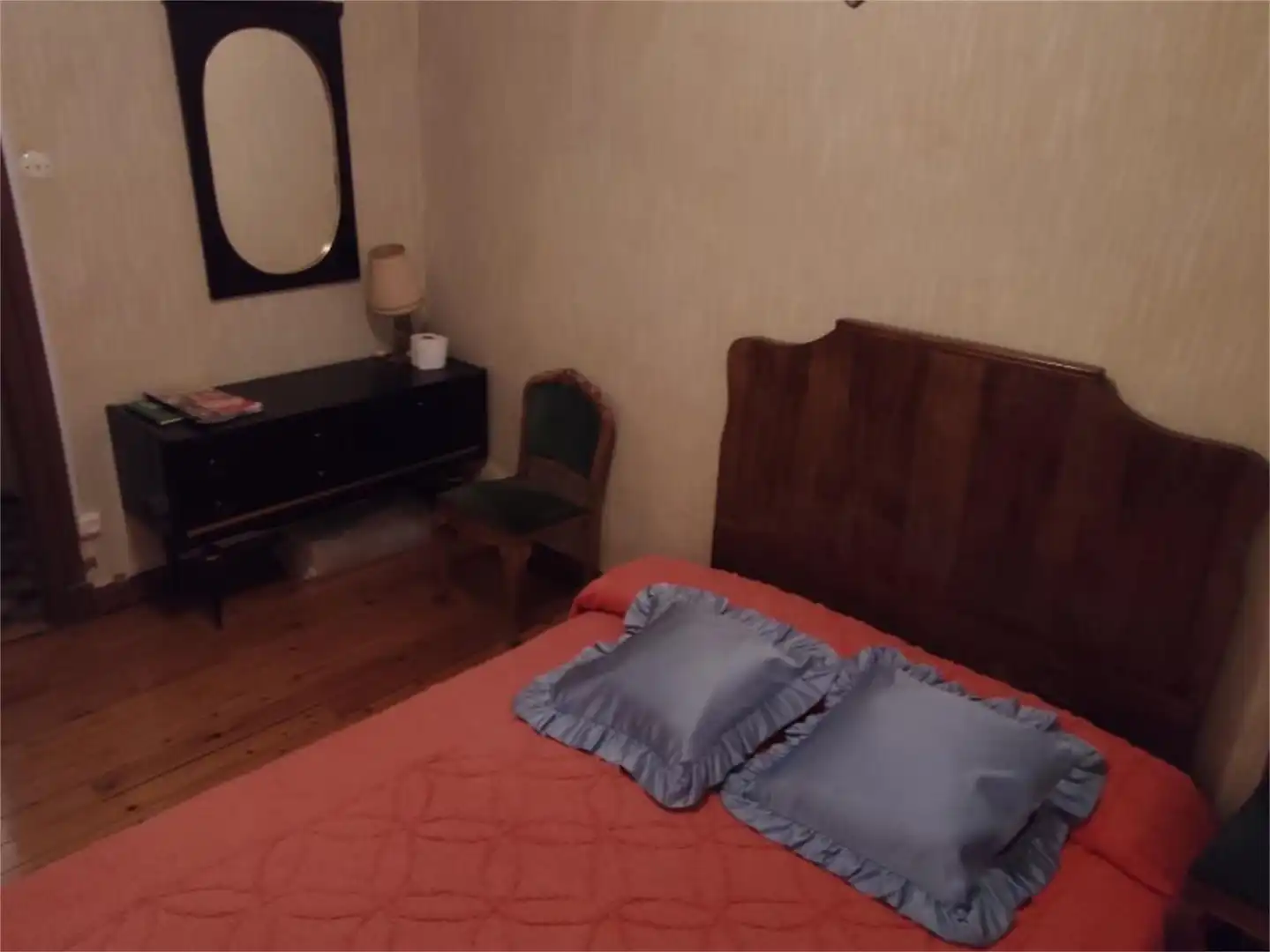 Casa adosada en venta en Calle Mayor, 36, San Martín de Unx Habitación de Casa adosada en venta en San Martín de Unx con Balcón