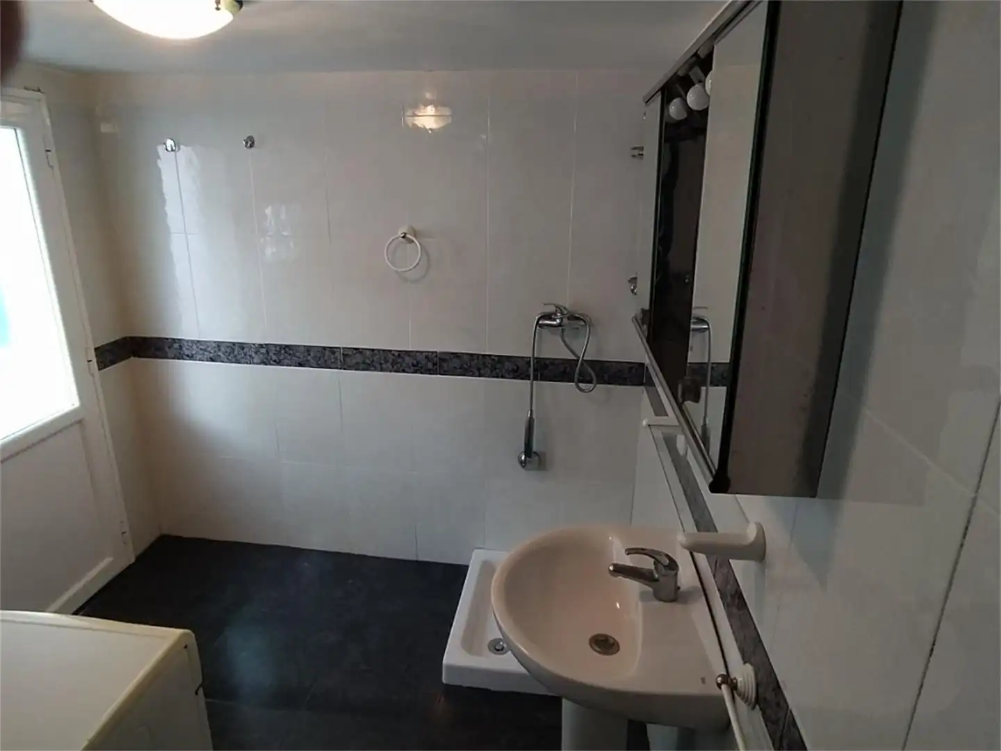 Casa adosada en venta en Avenida Celso Muerza, San Adrián Baño de Casa adosada en venta en San Adrián con Calefacción, Terraza y Trastero