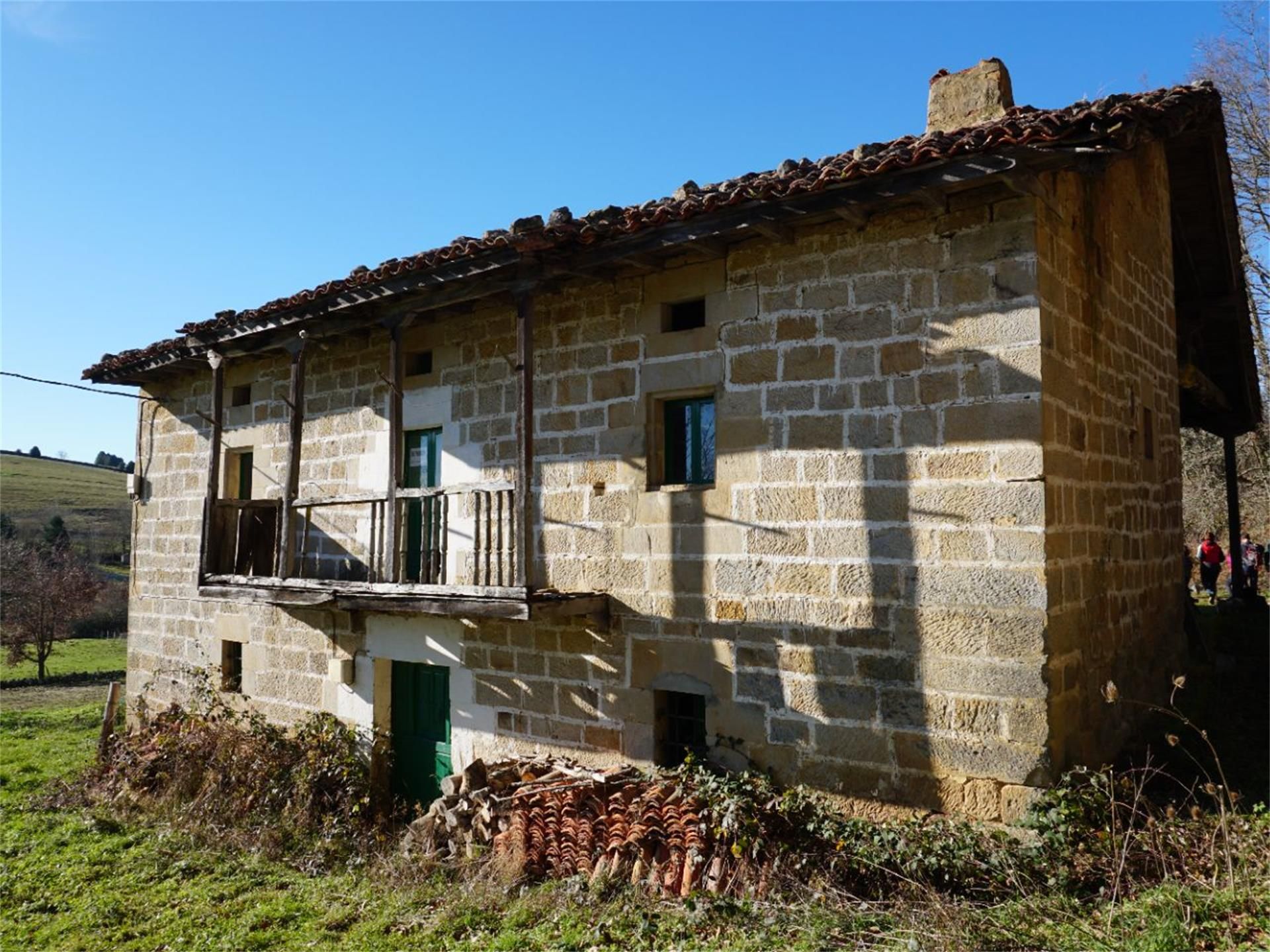Vista exterior de Casa o xalet en venda en Valle de Valdebezana