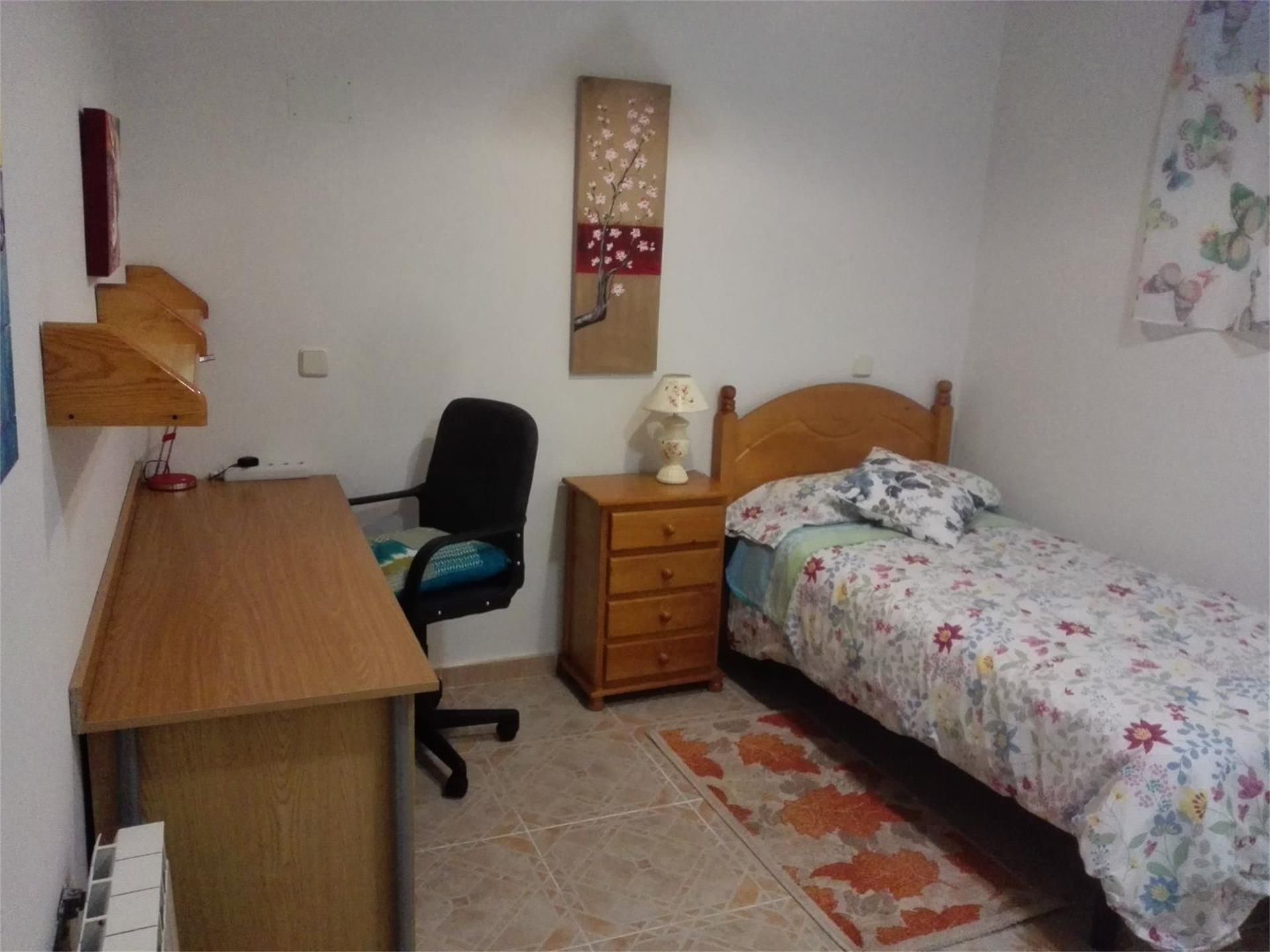 Bedroom of Flat to share in Rivas-Vaciamadrid  with Heating, Private garden and Furnished