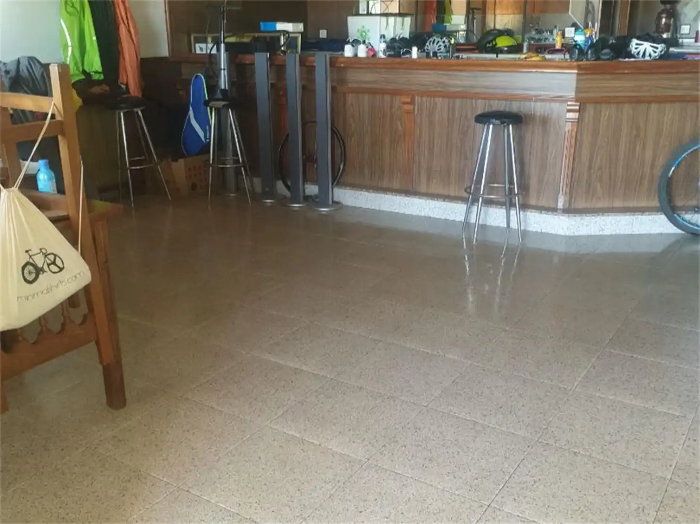 Local en venta en El Cabaco  con Calefacción