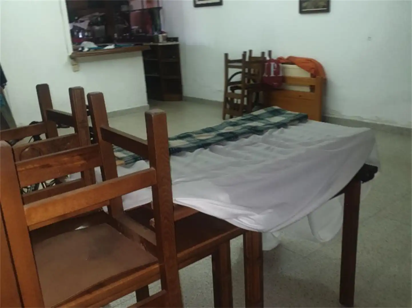 Comedor de Local en venta en El Cabaco  con Calefacción