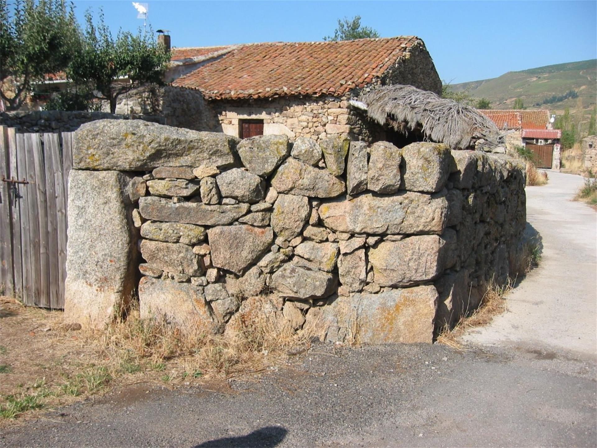 Exterior view of Land for sale in San Martín de la Vega del Alberche